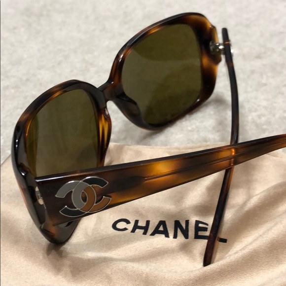 Chanel Sunglasses - Picture 6 of 6